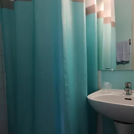 ホテル Triotel 3*